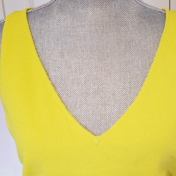 Top - Picture 8 of 8